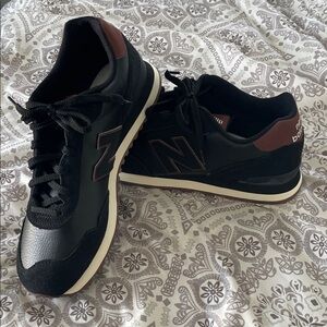 New Balance Men's Black and Dark Brown Sneakers